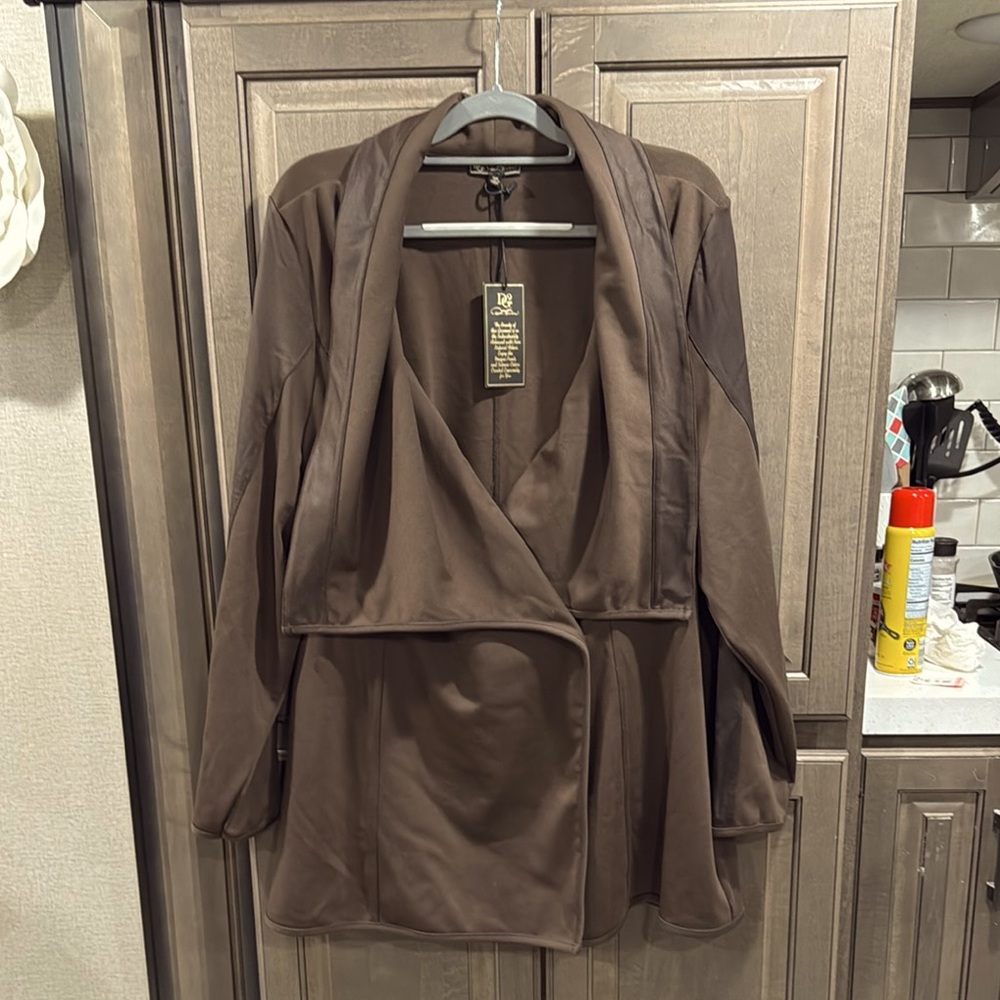 DG2 by Diane Gilman, Brown Drape Jacket, size 3X, NWT